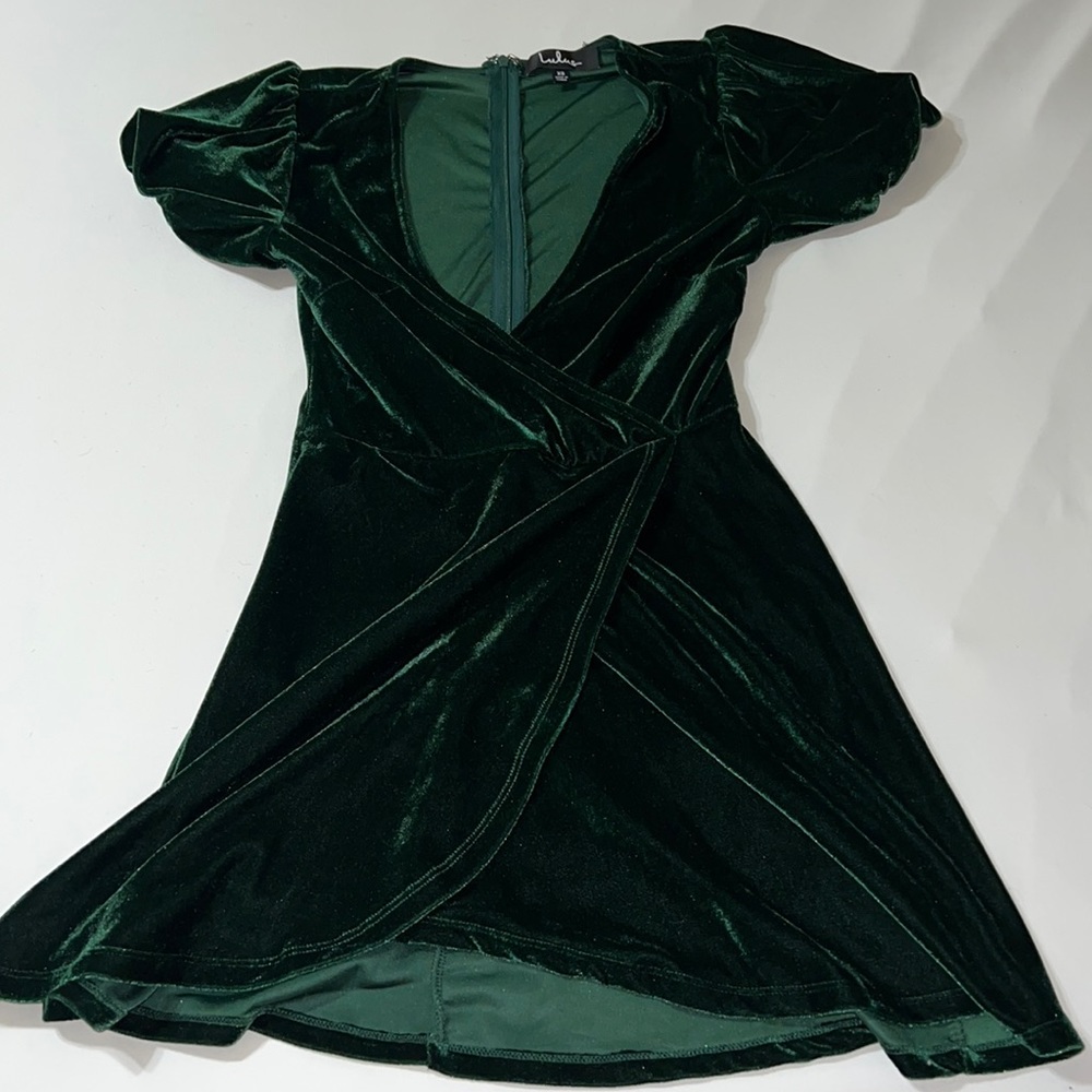 Lulus Green Velvet Dress